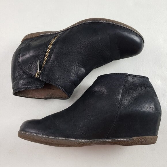 Dansko Leyla Hidden Wedge Ankle Boot Womens 7.5-8 EU 38 Black Leather Side Zip - Picture 7 of 11